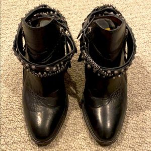 Dolce Vita Booties